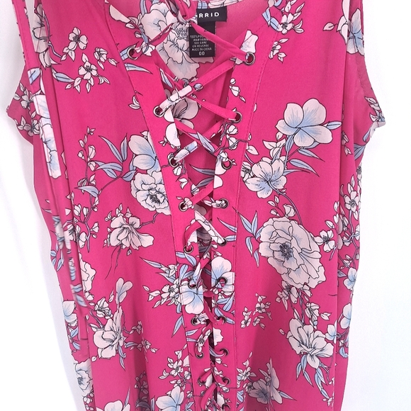 💜 2/$36 💜Torrid Hot Pink Sophie Georgette Lace-up Swing Cami - Picture 2 of 12